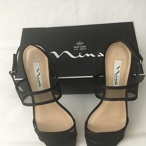 Women’s satin mesh sandals
